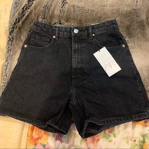 Zara Mom Fit Bermuda black jean shorts